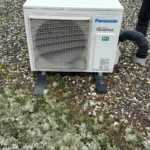 Panasonic inverter airco buitenunit op plat dak